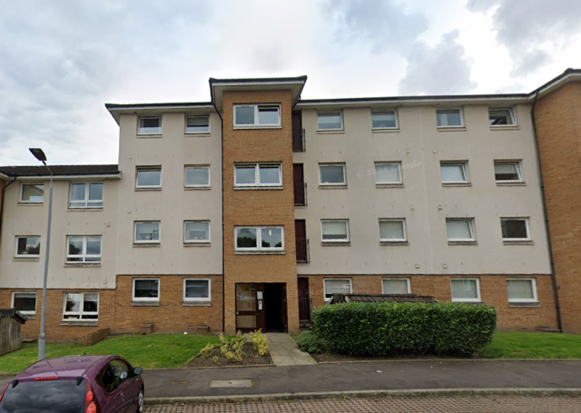 2 bed 1st Floor Flat for rent in Whitlawburn. From Century 21 - Cambuslang