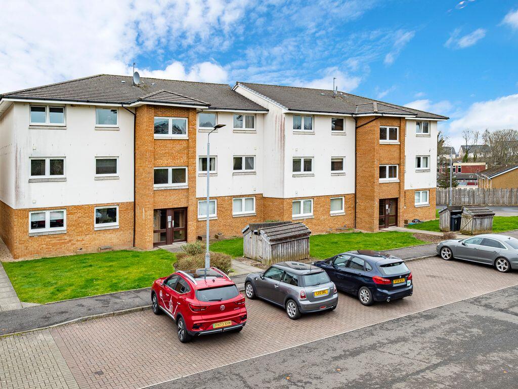2 bed 1st Floor Flat for rent in Whitlawburn. From Century 21 - Cambuslang