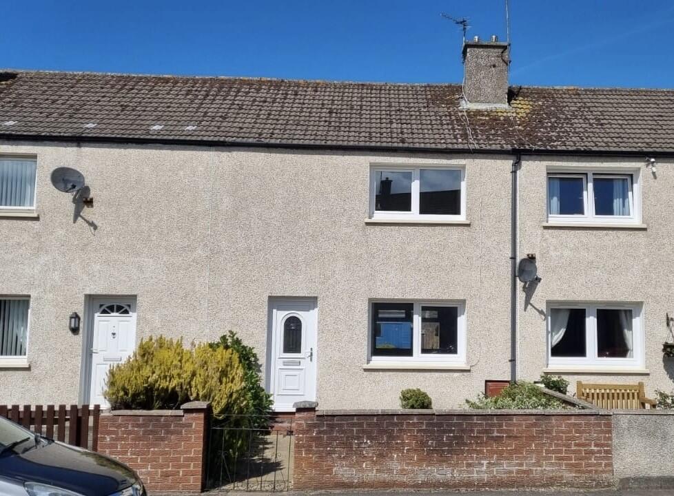 2 bed Mid Terraced House for rent in Girvan. From Century 21 - Cambuslang 2 bed Mid Terraced House for rent in Girvan. From Century 21 - Cambuslang