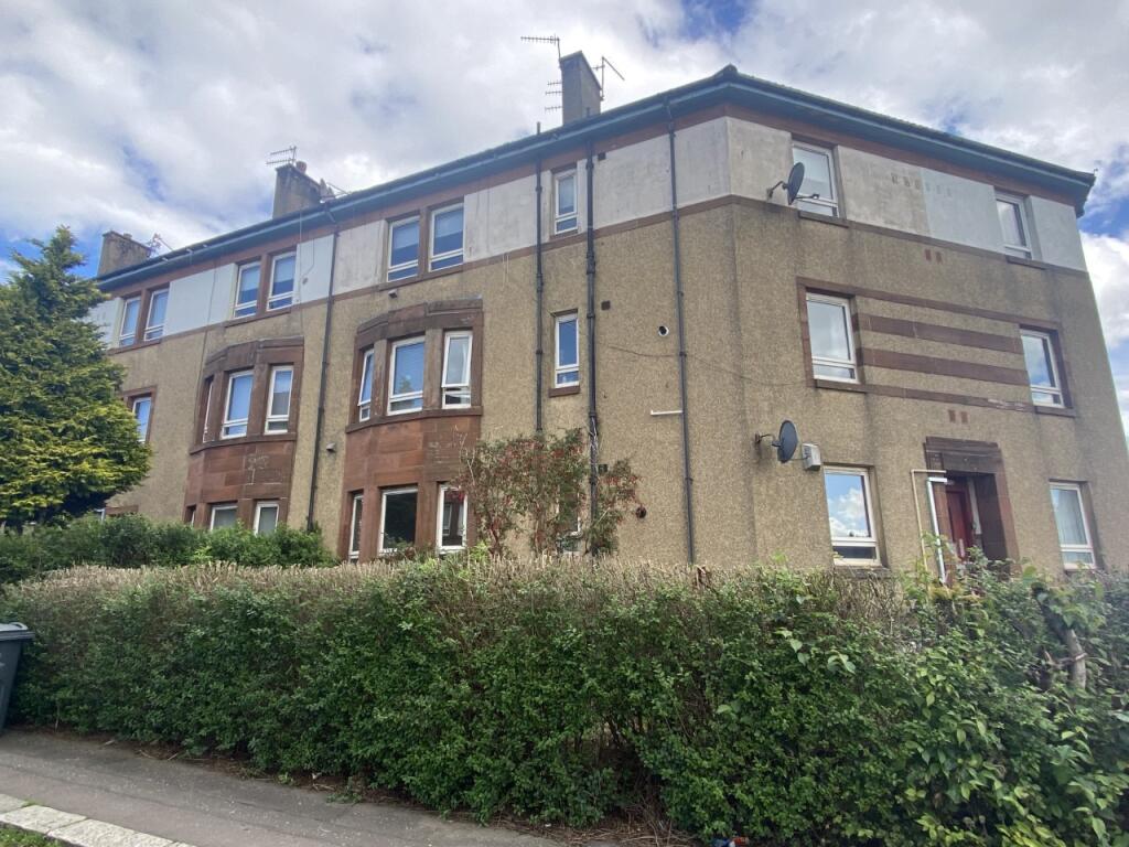 2 bed 1st Floor Flat for rent in Paisley. From Century 21 - Cambuslang