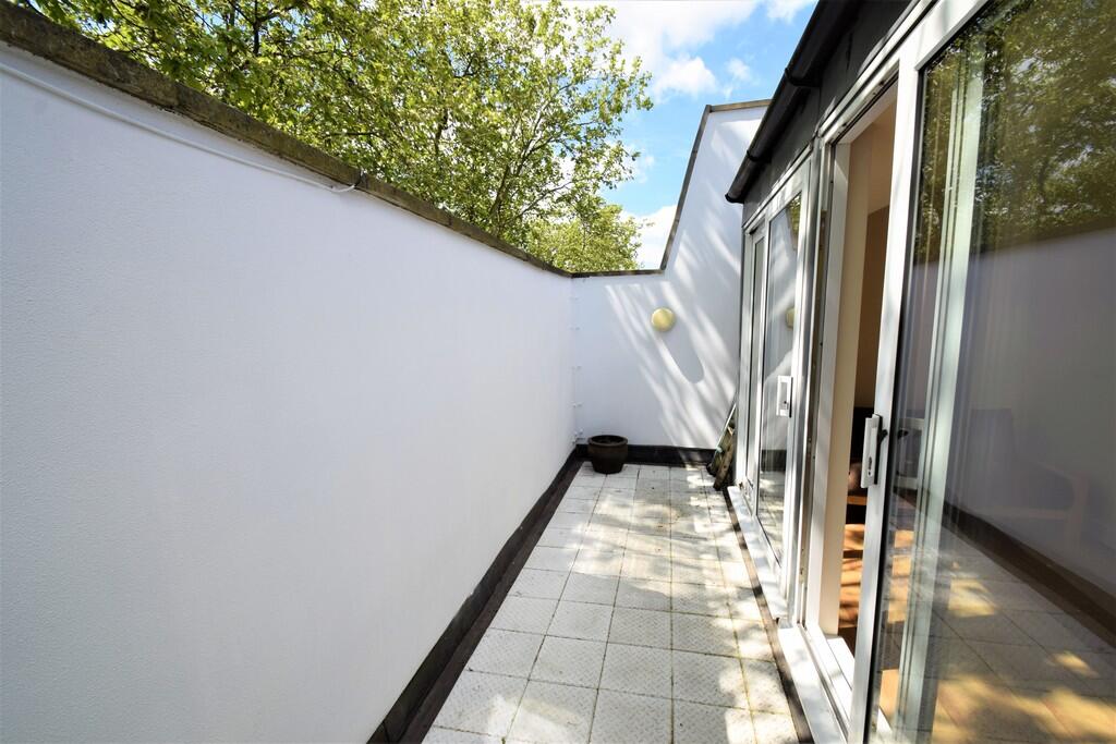 1 bed Apartment for rent in Chiswick. From Tate Partnership - Chiswick