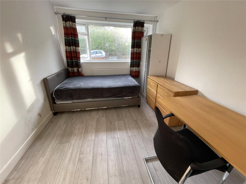 1 bed Detached for rent in Loughborough. From Leaders Sales - Loughborough