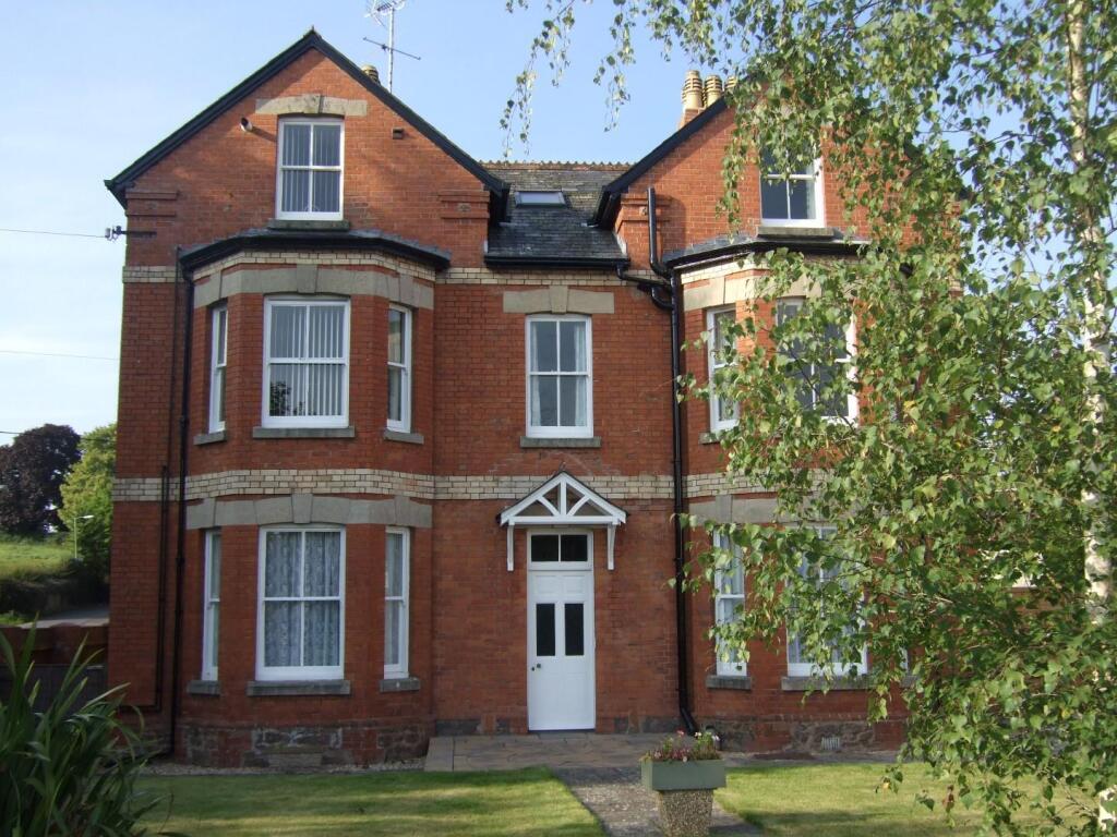 1 bed 1st Floor Flat for rent in Halberton. From Welden and Edwards