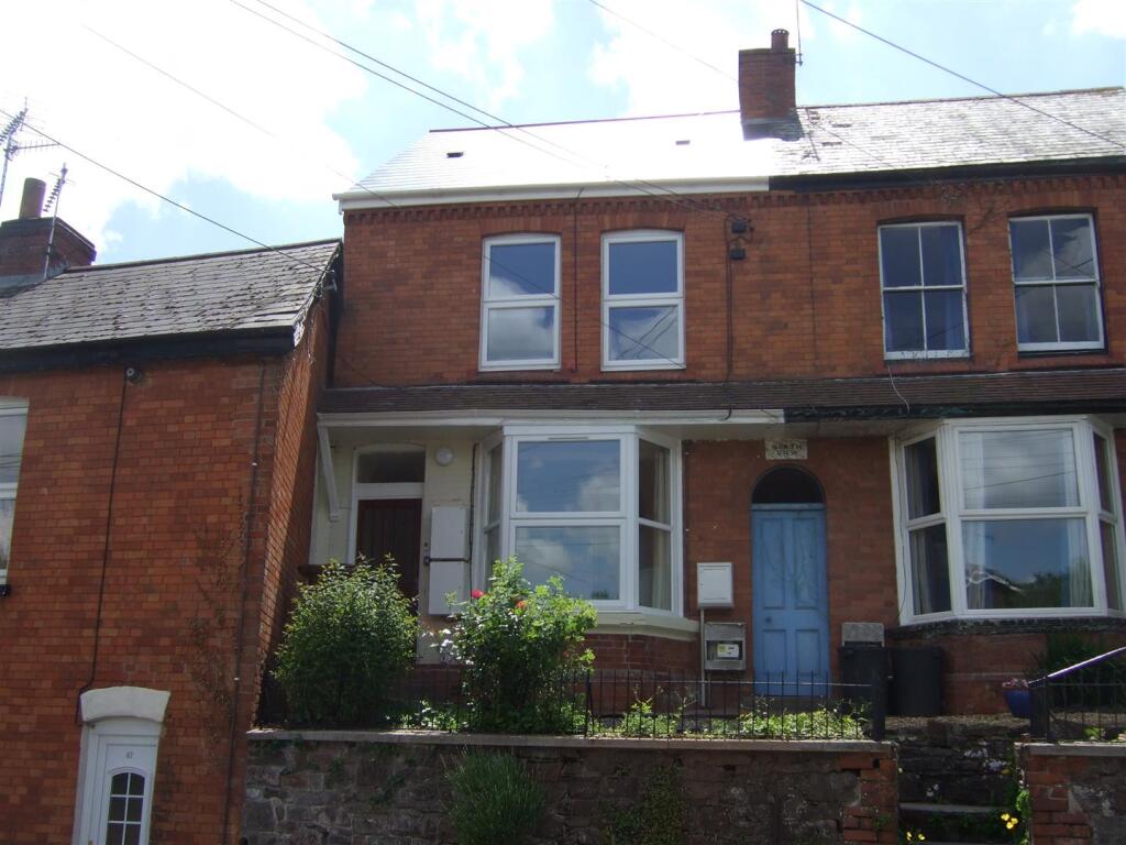 1 bed 1st Floor Flat for rent in Tiverton. From Welden and Edwards