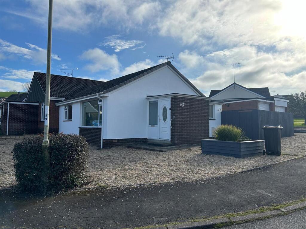 2 bed Bungalow for rent in Tiverton. From Welden and Edwards