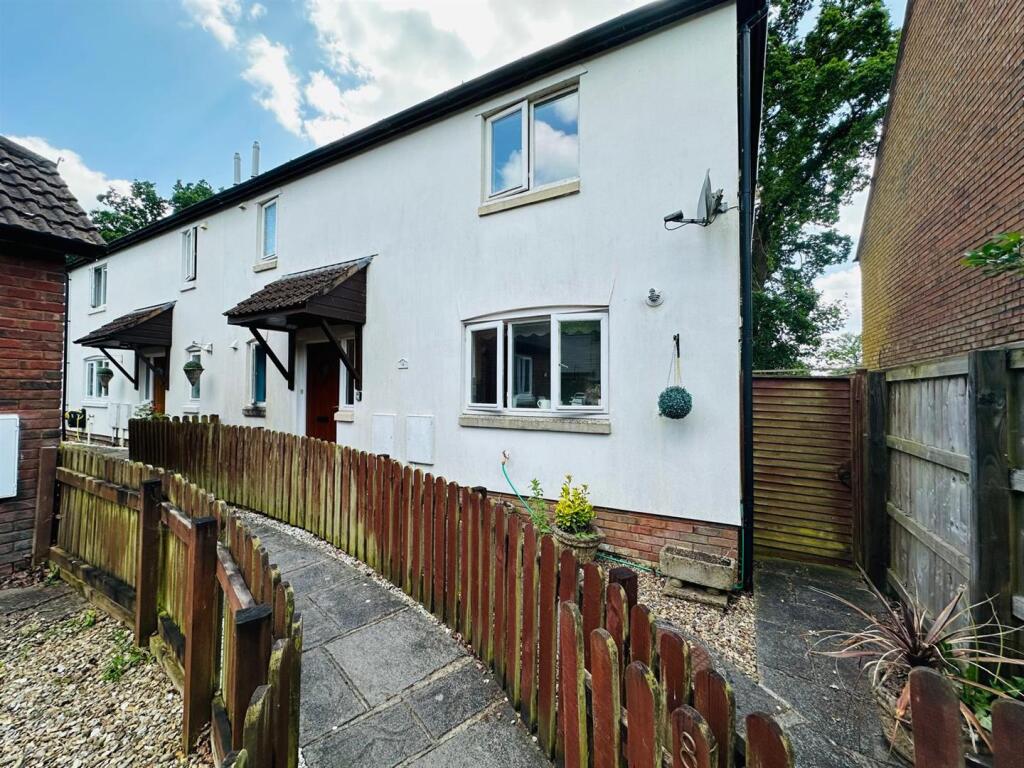 3 bed Detached for rent in Tiverton. From Welden and Edwards 3 bed Detached for rent in Tiverton. From Welden and Edwards