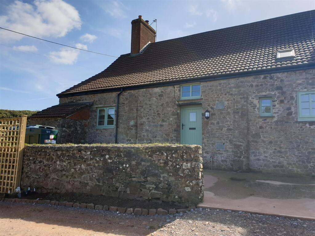 2 bed Semi Detached for rent in Uplowman. From Welden and Edwards 2 bed Semi Detached for rent in Uplowman. From Welden and Edwards