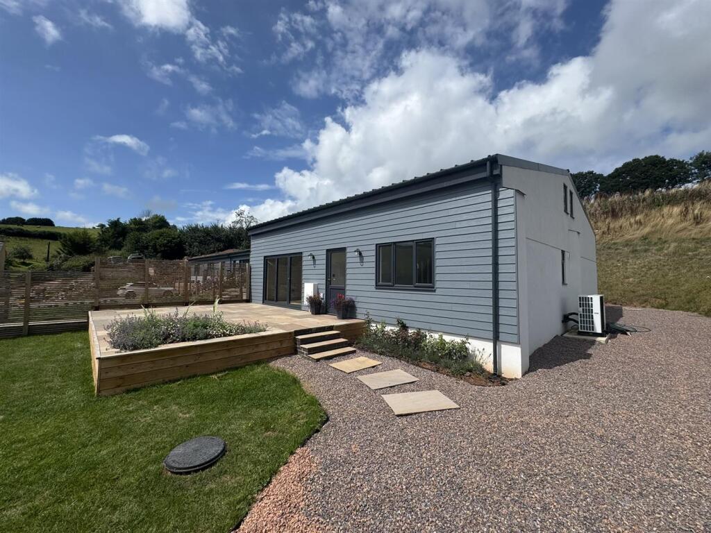 3 bed Bungalow for rent in Tiverton. From Welden and Edwards