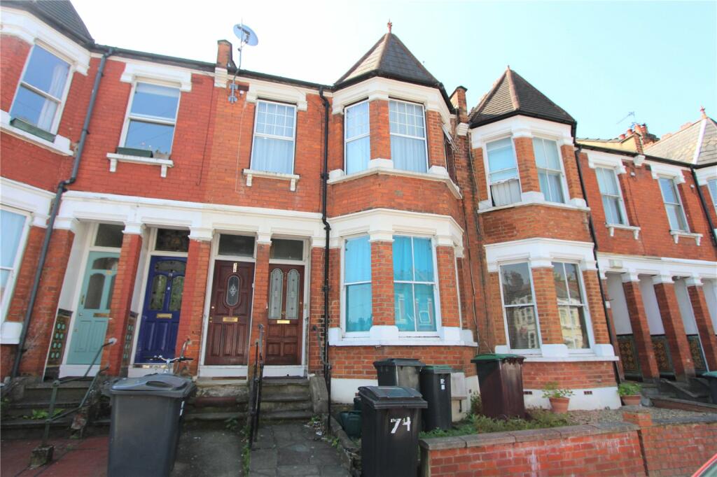 1 bed Flat for rent in London. From Anthony Pepe - Palmers Green