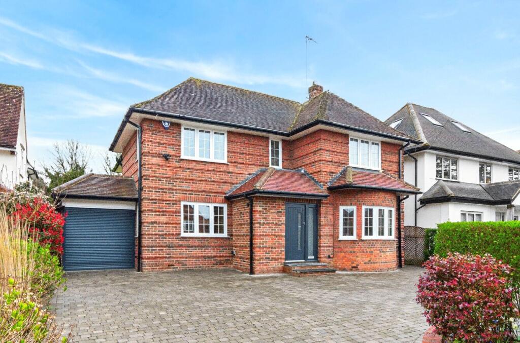 4 bed Detached for rent in North Mymms. From Anthony Pepe Estate Agents - Palmers Green