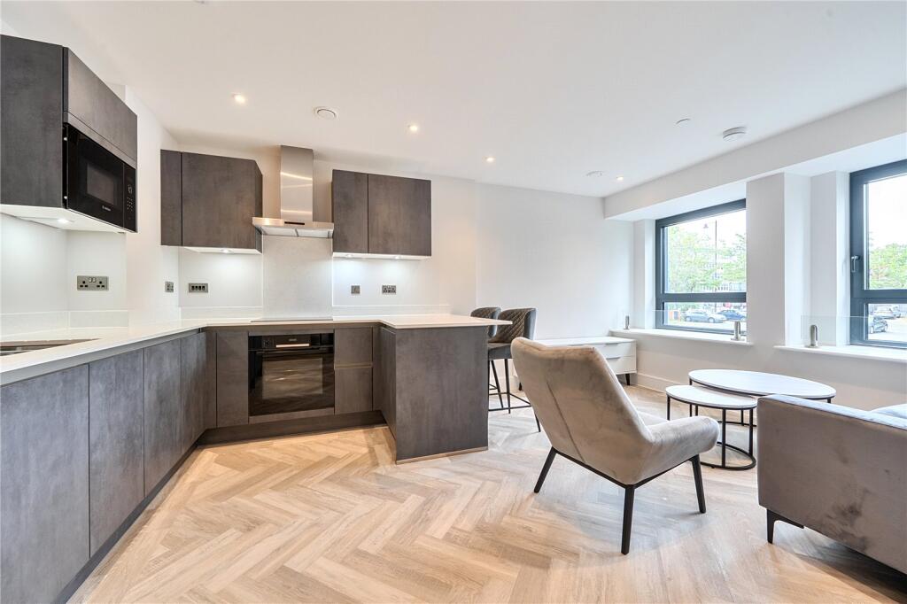 1 bed 1st Floor Flat for rent in . From Anthony Pepe Estate Agents - Palmers Green