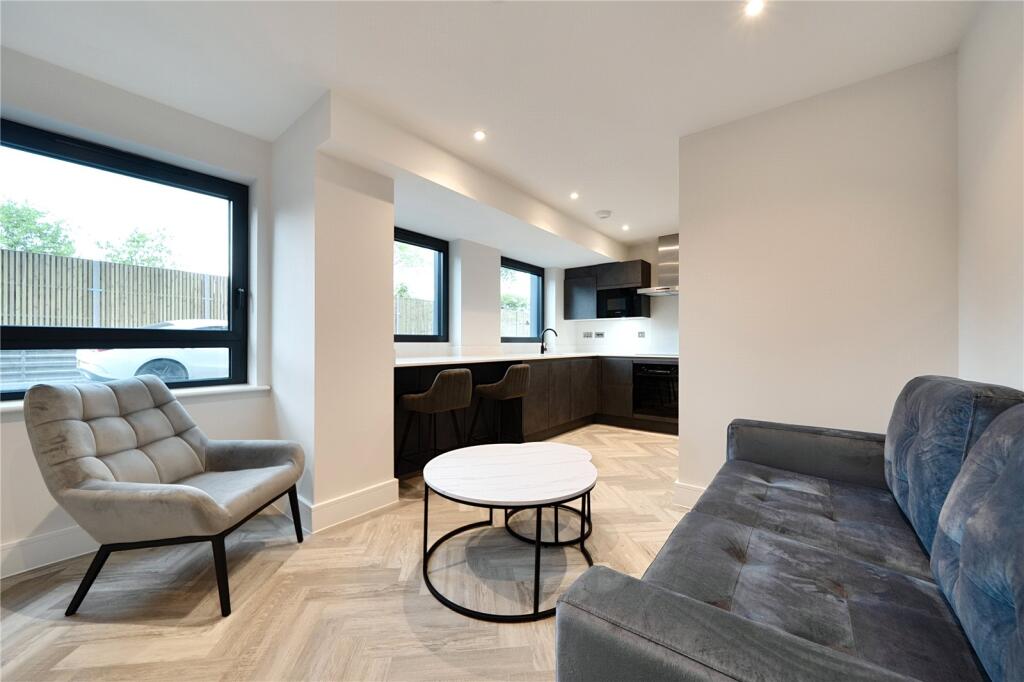 1 bed 1st Floor Flat for rent in . From Anthony Pepe Estate Agents - Palmers Green