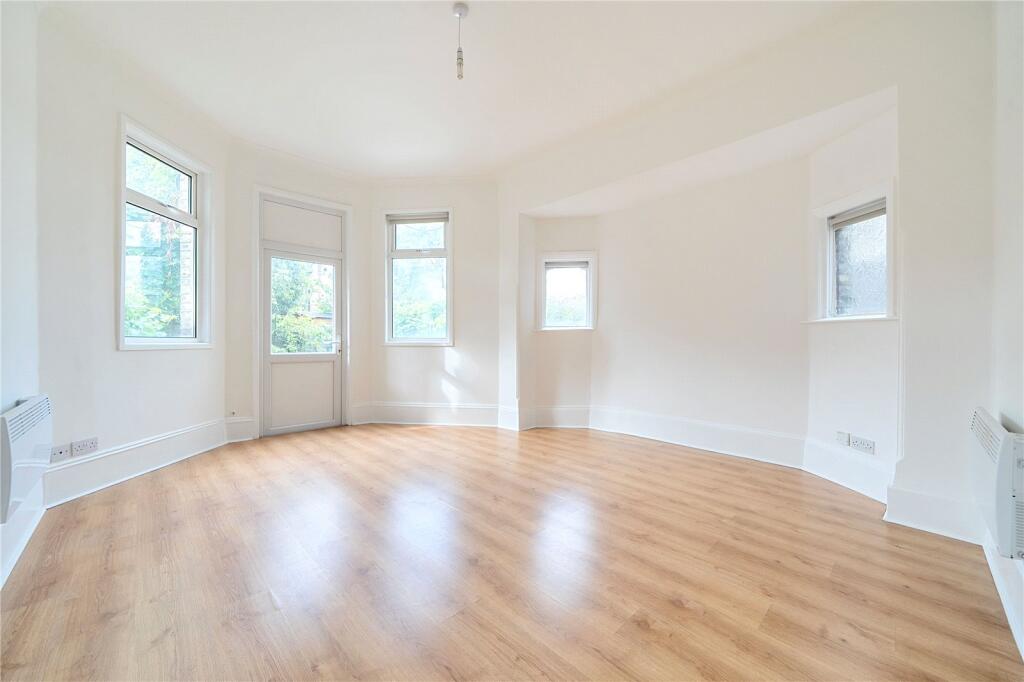 4 bed Studio for rent in London. From Anthony Pepe Estate Agents - Palmers Green