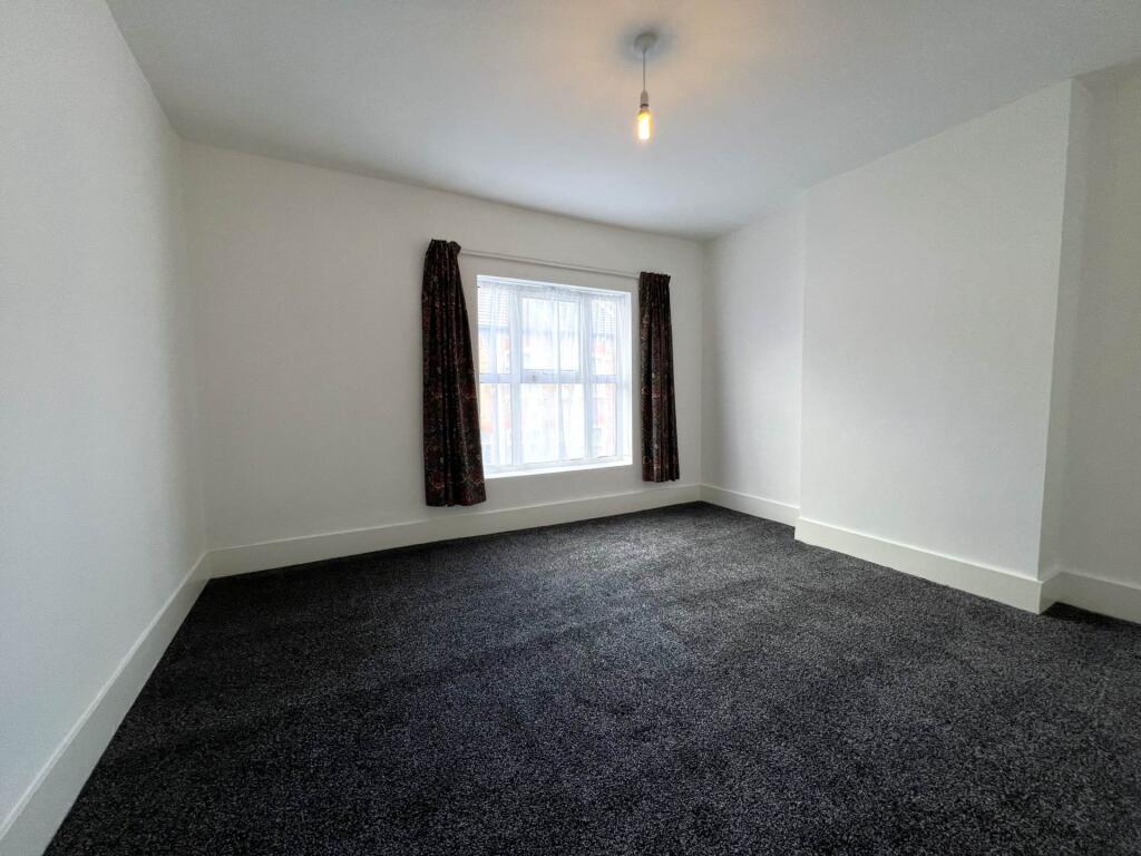 3 bed Semi Detached for rent in Luton. From Venture Residential - Luton