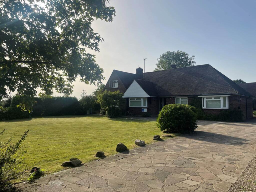 1 bed Annexe for rent in Bedford. From Venture Residential - Luton 1 bed Annexe for rent in Bedford. From Venture Residential - Luton