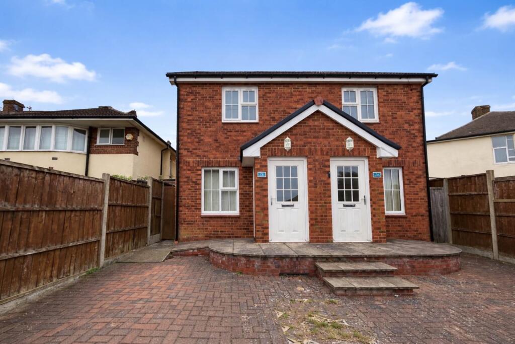 1 bed Semi Detached for rent in Cockernhoe. From Venture Residential - Luton