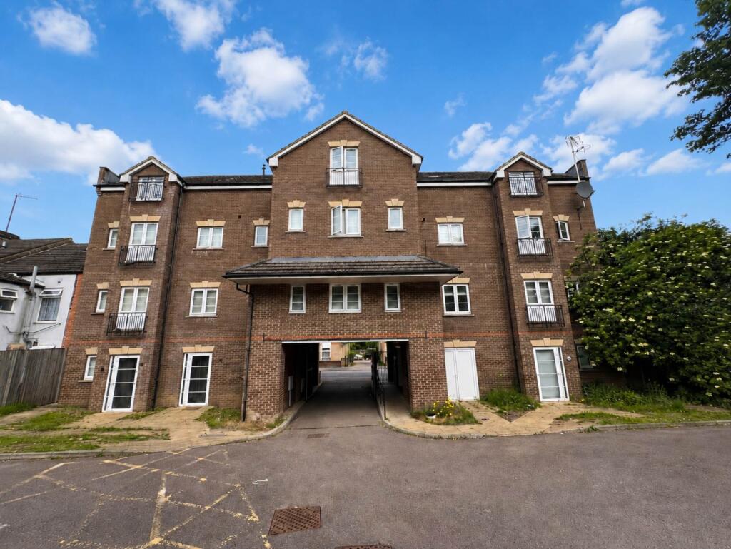 1 bed 1st Floor Flat for rent in Luton. From Venture Residential - Luton