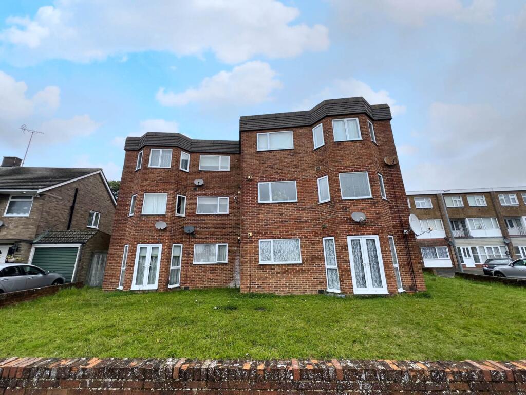 2 bed Apartment for rent in Houghton Regis. From Venture Residential - Luton