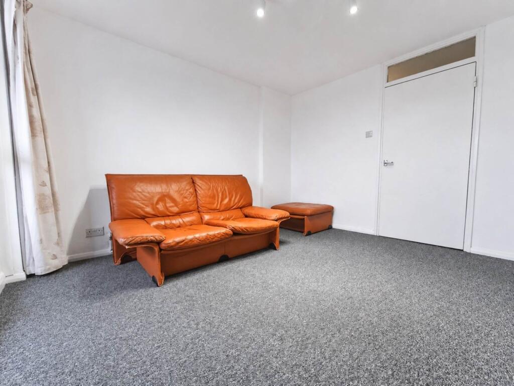 1 bed 1st Floor Flat for rent in Luton. From Venture Residential - Luton