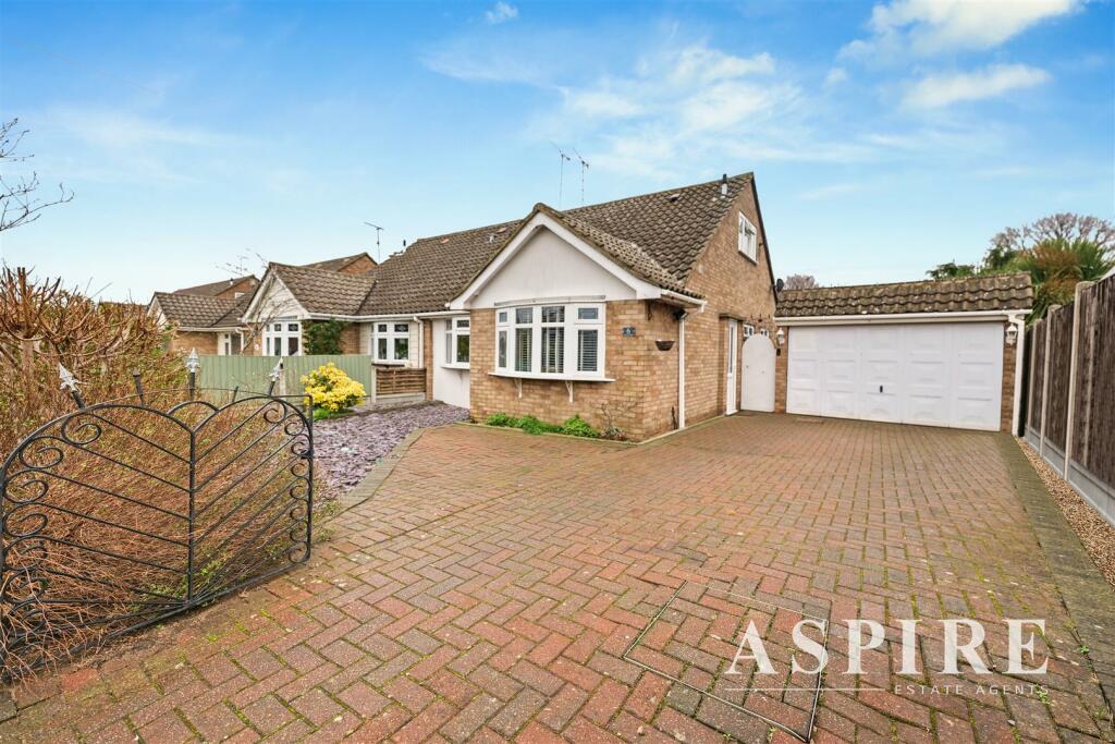 3 bed Semi-Detached House for rent in Tarpots. From Aspire Estate Agents - Benfleet