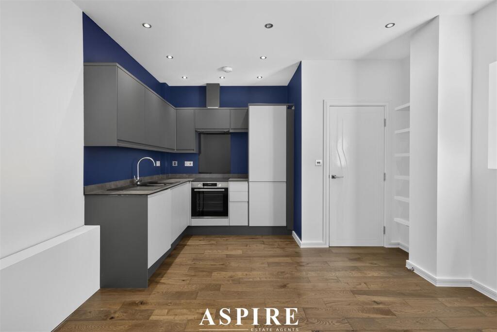 1 bed 1st Floor Flat for rent in Tarpots. From Aspire Estate Agents - Benfleet 1 bed 1st Floor Flat for rent in Tarpots. From Aspire Estate Agents - Benfleet