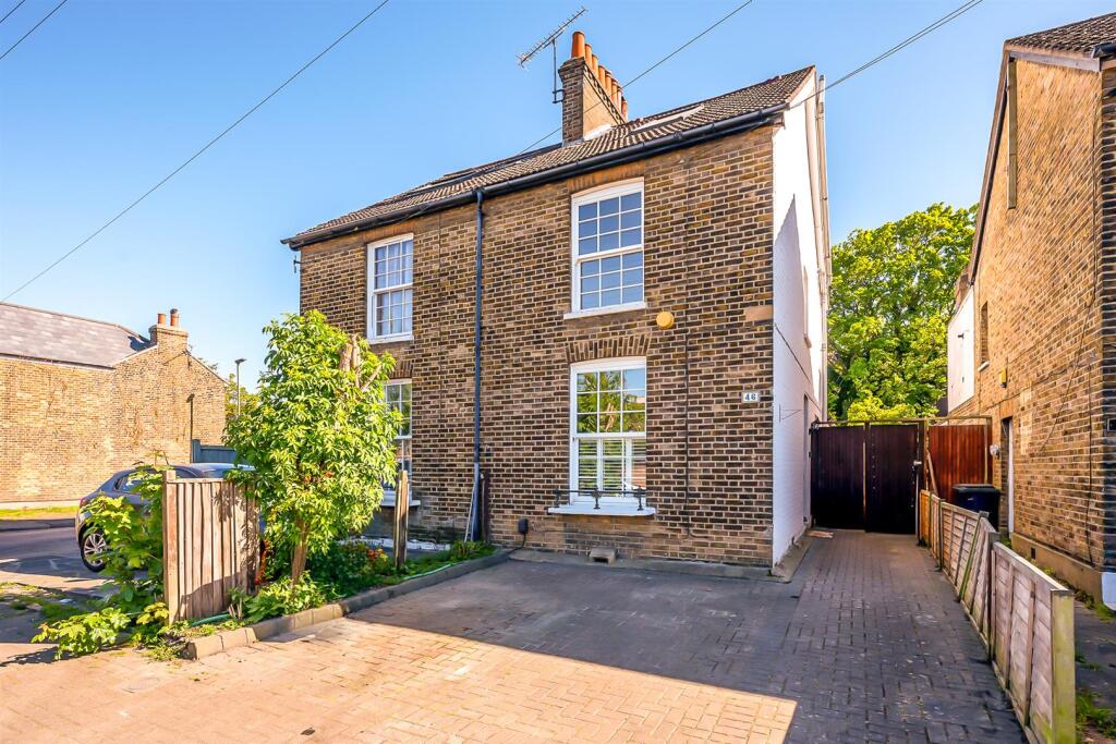 3 bed Semi Detached for rent in Keston Mark. From Homezone Property Services - Bromley