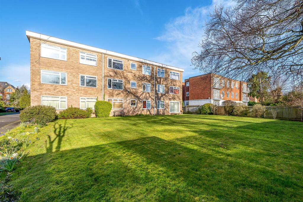 1 bed Apartment for rent in Beckenham. From Homezone Property Services - Bromley