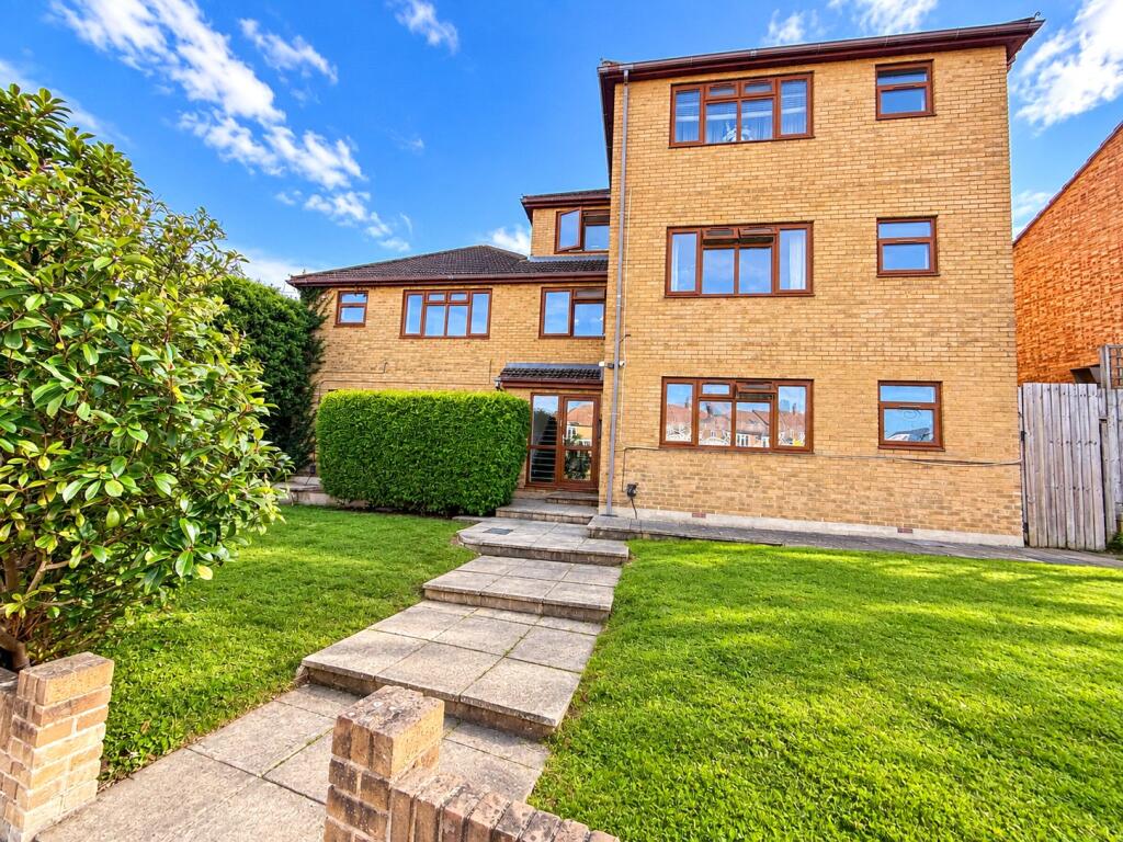 2 bed Car Parking for rent in Crayford. From Anthony Martin Estate Agents - Barnehurst