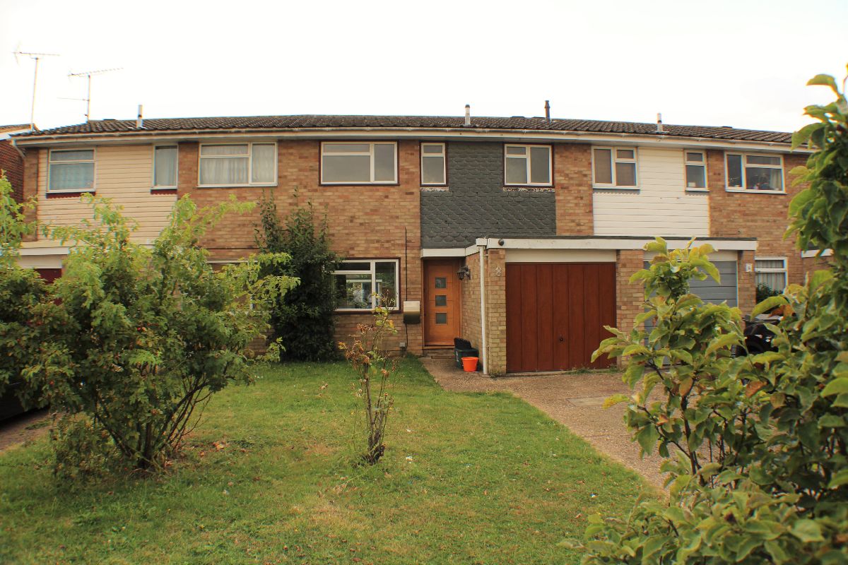3 bed Mid Terraced House for rent in Chelmsord. From Yaxley Homes