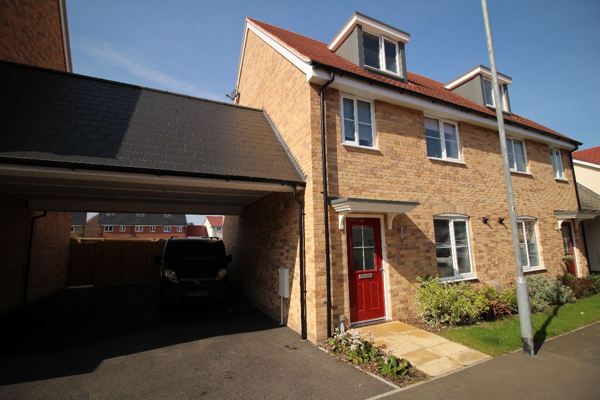 4 bed Semi-Detached House for rent in Witham. From Yaxley Homes