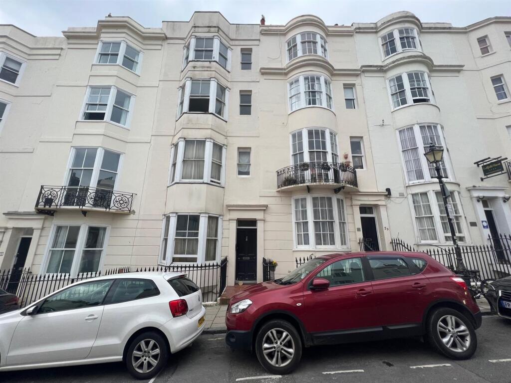 1 bed 1st Floor Flat for rent in Brighton and Hove. From Foster & Co - Hove