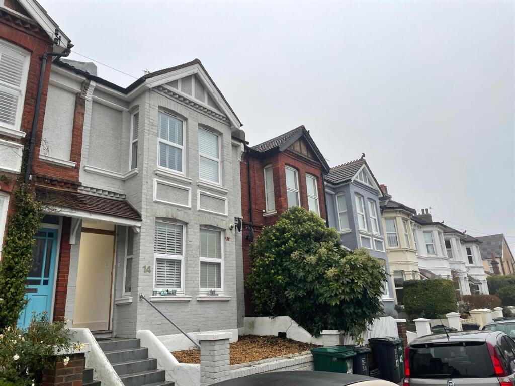 3 bed Mid Terraced House for rent in Brighton and Hove. From Foster & Co - Hove 3 bed Mid Terraced House for rent in Brighton and Hove. From Foster & Co - Hove