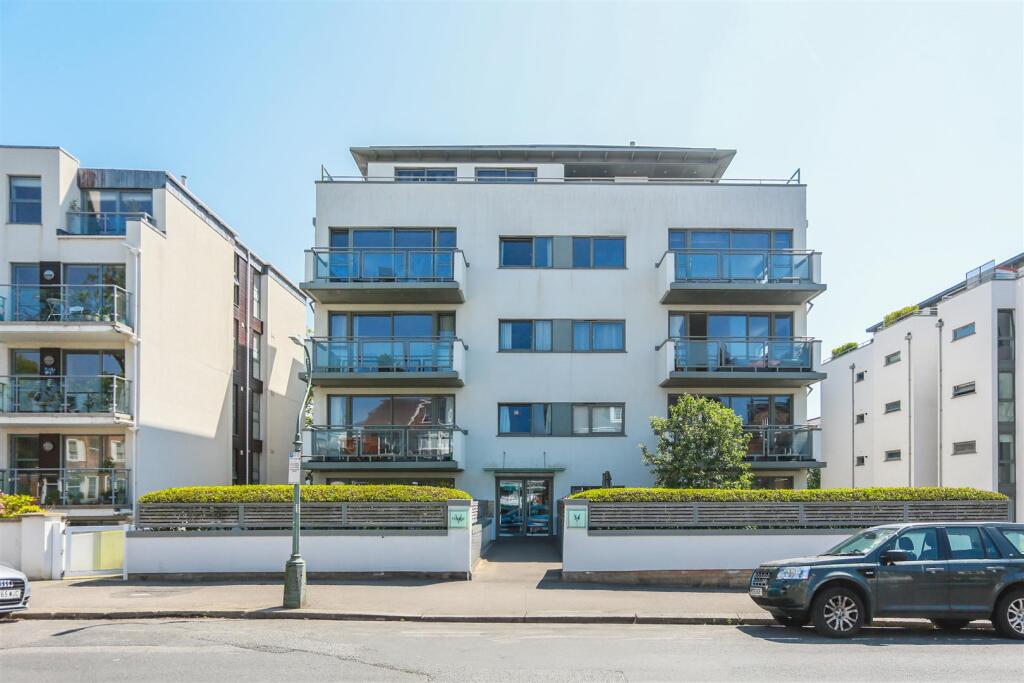 2 bed 1st Floor Flat for rent in Brighton and Hove. From Foster & Co - Hove 2 bed 1st Floor Flat for rent in Brighton and Hove. From Foster & Co - Hove