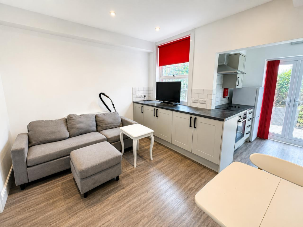 6 bed Mid Terraced House for rent in Ovingdean. From Foster & Co - Hove