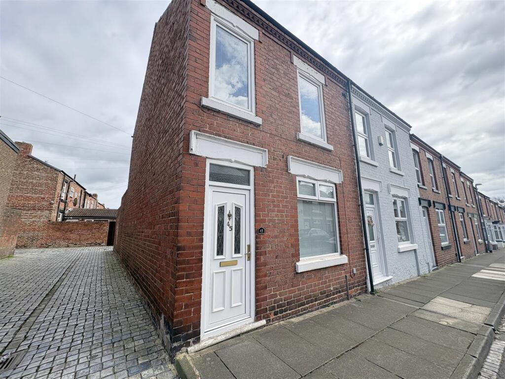 2 bed Mid Terraced House for rent in Darlington. From Venture Properties - Darlington