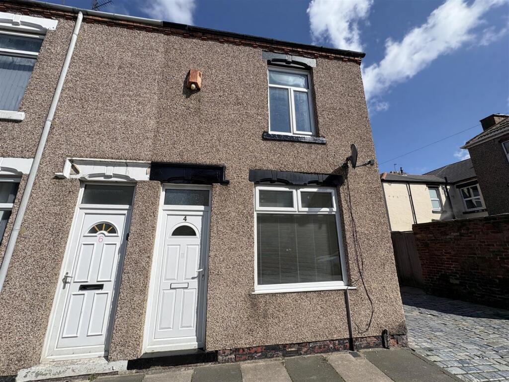 3 bed Mid Terraced House for rent in Darlington. From Venture Properties - Darlington