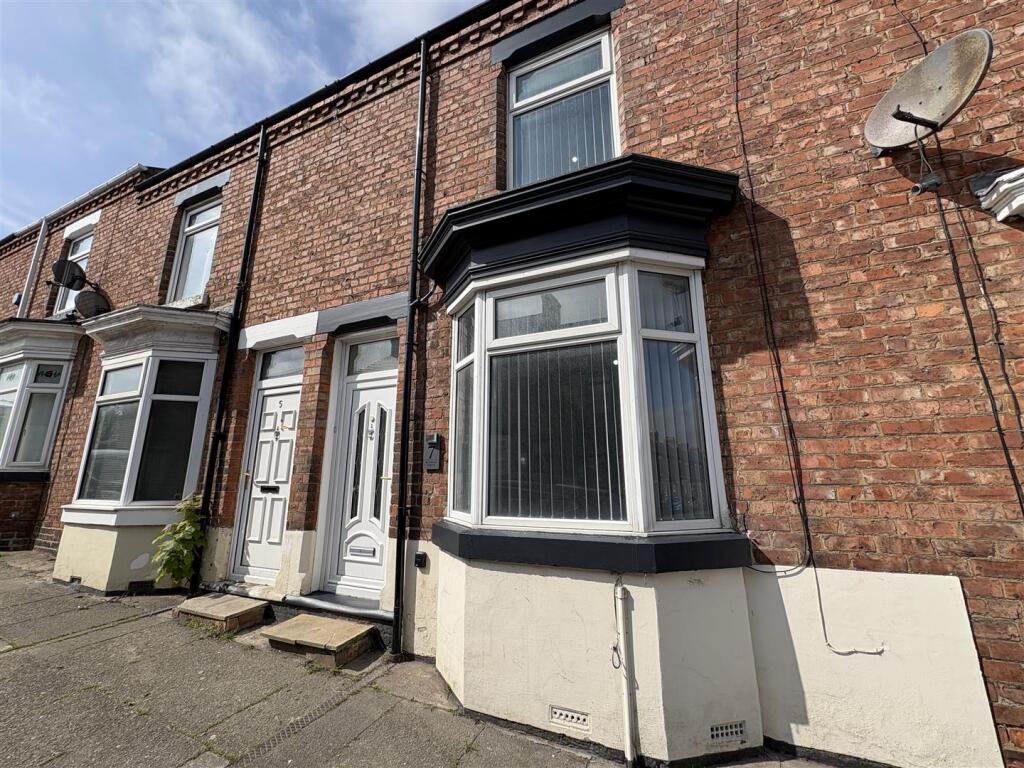 2 bed Mid Terraced House for rent in Darlington. From Venture Properties - Darlington