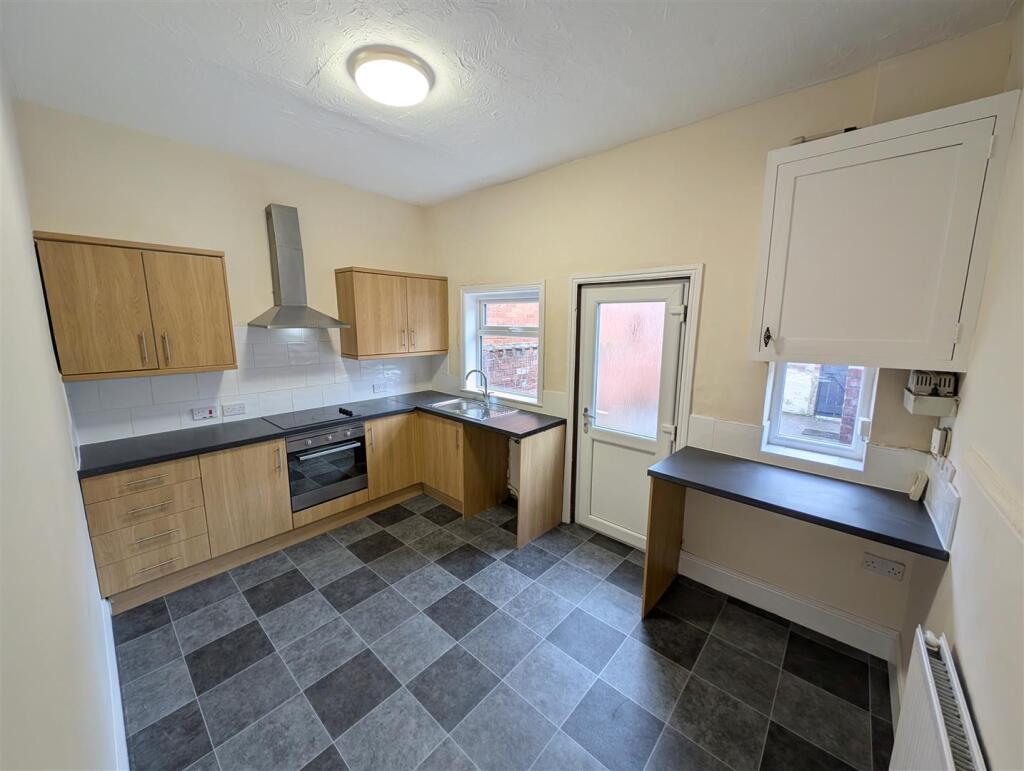 2 bed Mid Terraced House for rent in Darlington. From Venture Properties - Darlington 2 bed Mid Terraced House for rent in Darlington. From Venture Properties - Darlington