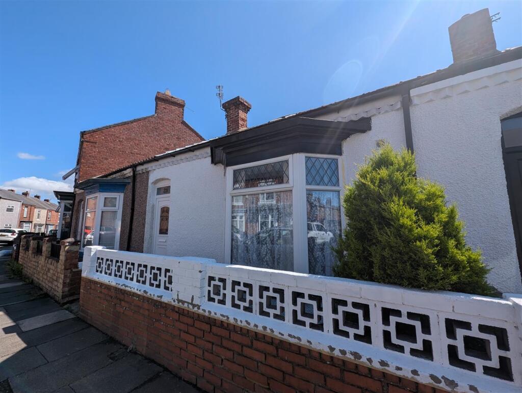 2 bed Terraced bungalow for rent in Beaumont Hill. From Venture Properties - Darlington