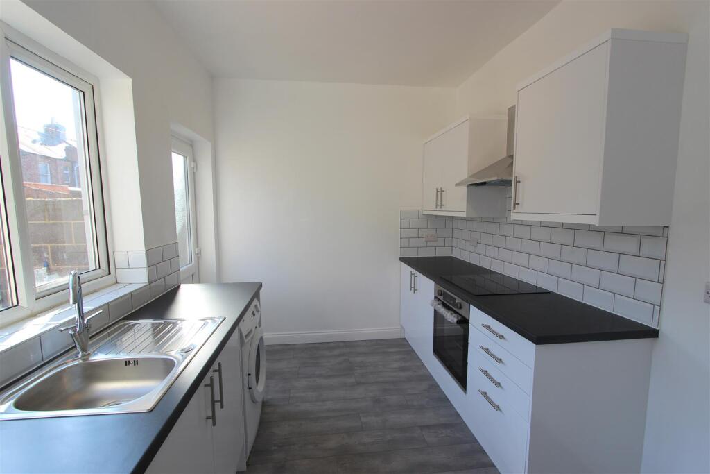 2 bed Mid Terraced House for rent in Darlington. From Venture Properties - Darlington 2 bed Mid Terraced House for rent in Darlington. From Venture Properties - Darlington