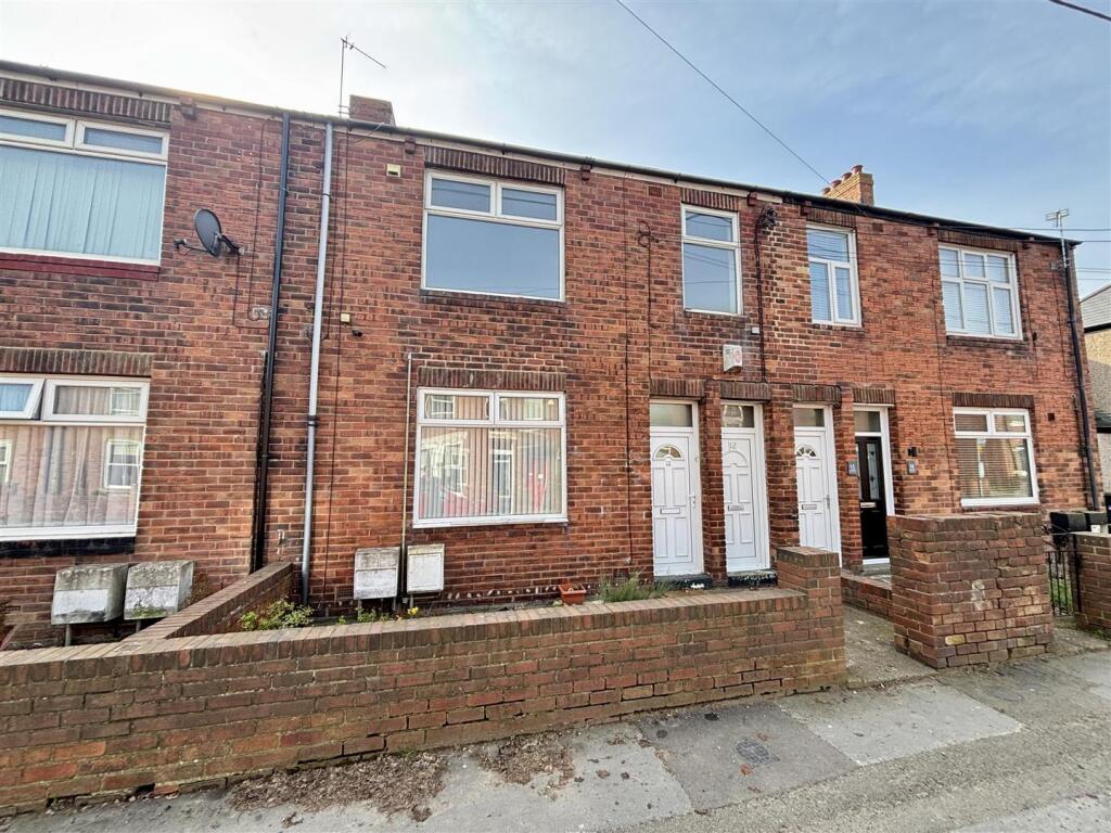 2 bed 1st Floor Flat for rent in Durham. From Venture Properties - Durham