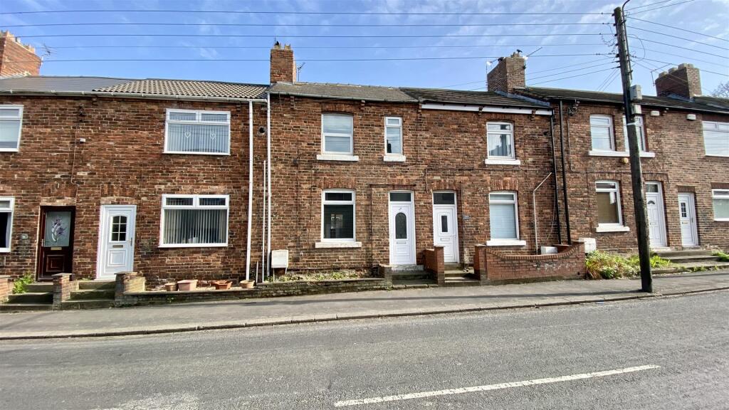 2 bed Mid Terraced House for rent in Shincliffe. From Venture Properties - Durham
