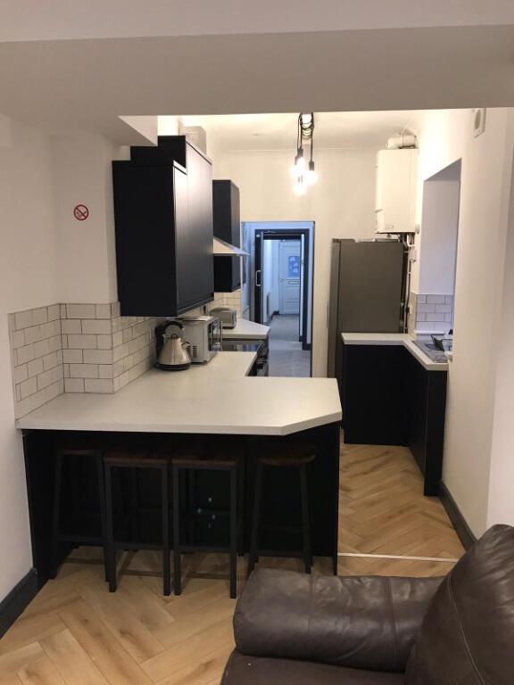 1 bed Mid Terraced House for rent in Stoke-on-Trent. From Nicholas Humphreys - Stoke-On-Trent