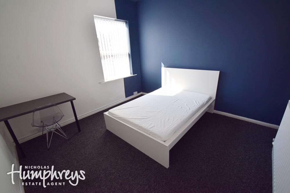 3 bed Mid Terraced House for rent in Stoke-on-Trent. From Nicholas Humphreys - Stoke-On-Trent