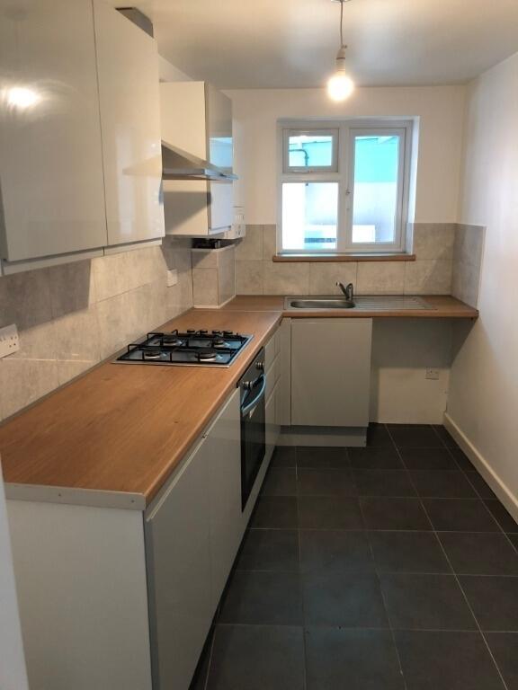 1 bed 1st Floor Flat for rent in Stoke-on-Trent. From Nicholas Humphreys - Stoke-On-Trent