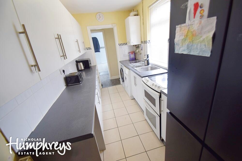4 bed House Share for rent in Hanchurch. From Nicholas Humphreys - Stoke-On-Trent