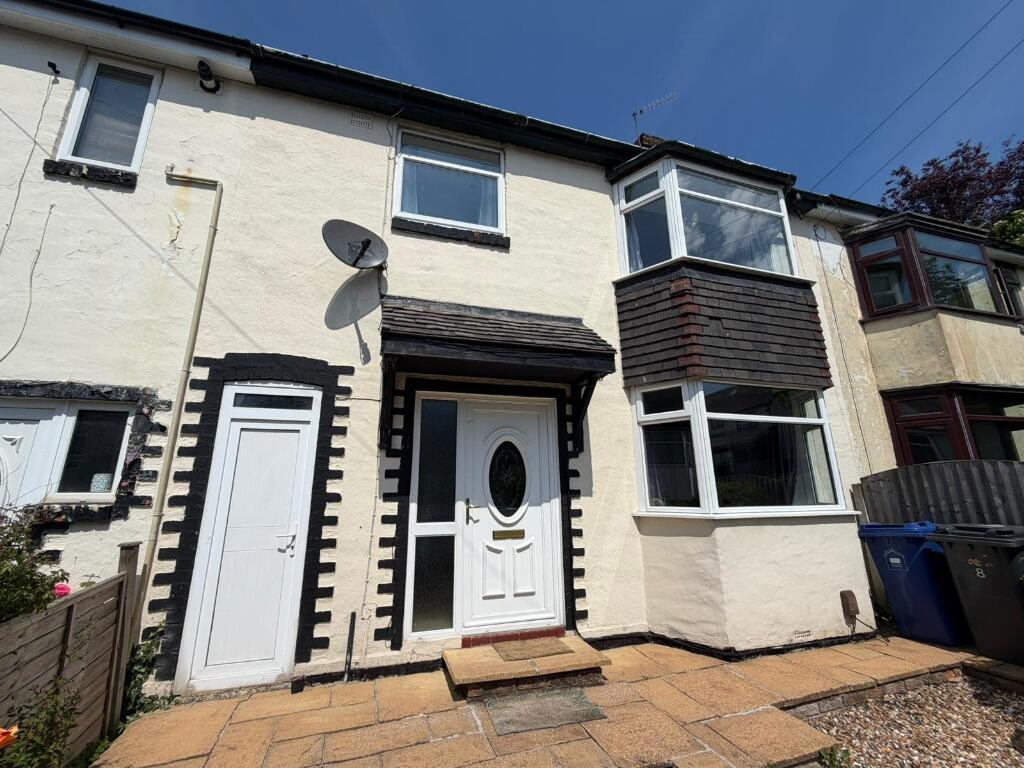 4 bed Mid Terraced House for rent in Newcastle-under-Lyme. From Nicholas Humphreys - Stoke-On-Trent 4 bed Mid Terraced House for rent in Newcastle-under-Lyme. From Nicholas Humphreys - Stoke-On-Trent