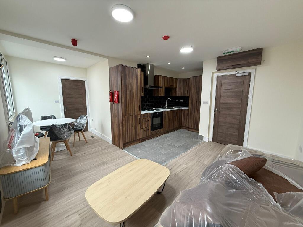 1 bed 1st Floor Flat for rent in Newcastle-under-Lyme. From Nicholas Humphreys - Stoke-On-Trent 1 bed 1st Floor Flat for rent in Newcastle-under-Lyme. From Nicholas Humphreys - Stoke-On-Trent