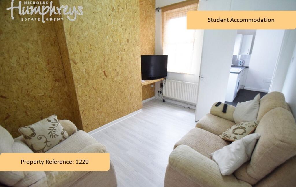 3 bed House Share for rent in Hanchurch. From Nicholas Humphreys - Stoke-On-Trent 3 bed House Share for rent in Hanchurch. From Nicholas Humphreys - Stoke-On-Trent