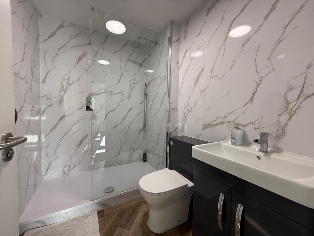 3 bed 1st Floor Flat for rent in Newcastle-under-Lyme. From Nicholas Humphreys - Stoke-On-Trent 3 bed 1st Floor Flat for rent in Newcastle-under-Lyme. From Nicholas Humphreys - Stoke-On-Trent